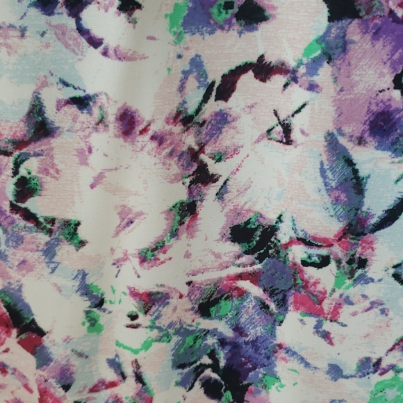 Dress - Picture 3 of 4